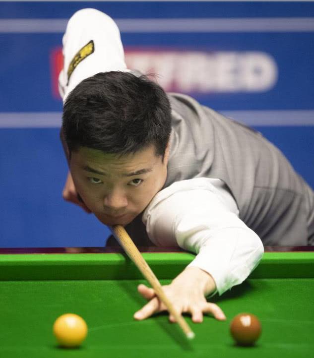 中抢断成功 中抢断成功