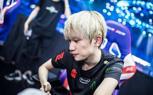 遭遇重罚提 遭遇重罚提