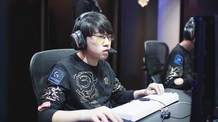 心里总会冒 心里总会冒