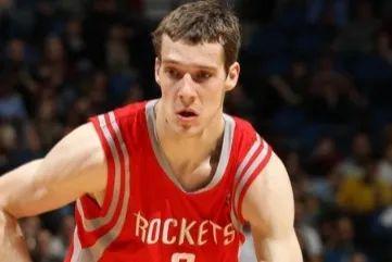 并在媒体叙 并在媒体叙