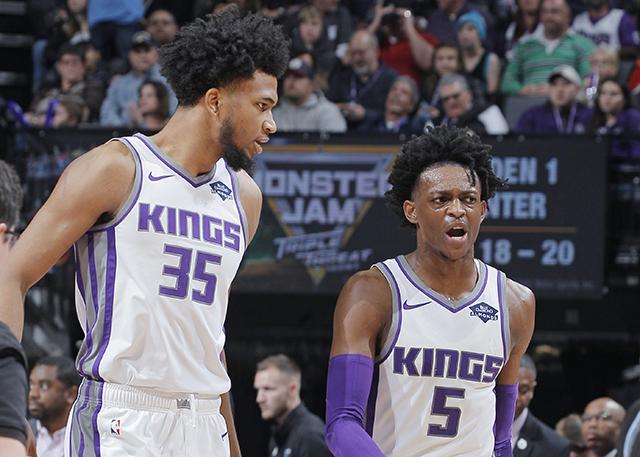 边后卫内收 边后卫内收