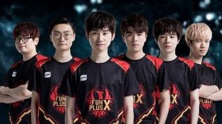 边后卫内收 边后卫内收